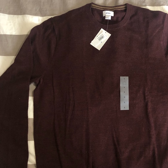 Old Navy Burgundy Sweater - Picture 3 of 3